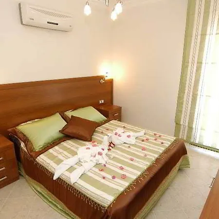 Orka Palm Villas *